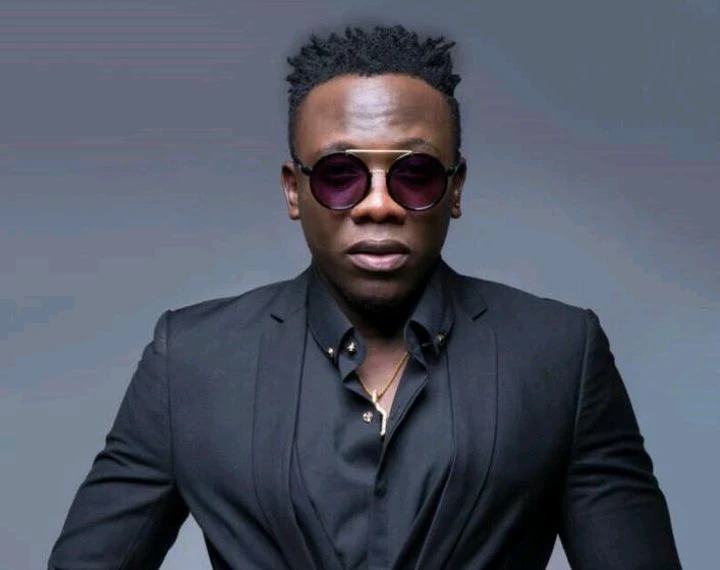Nze Naawe by Geosteady