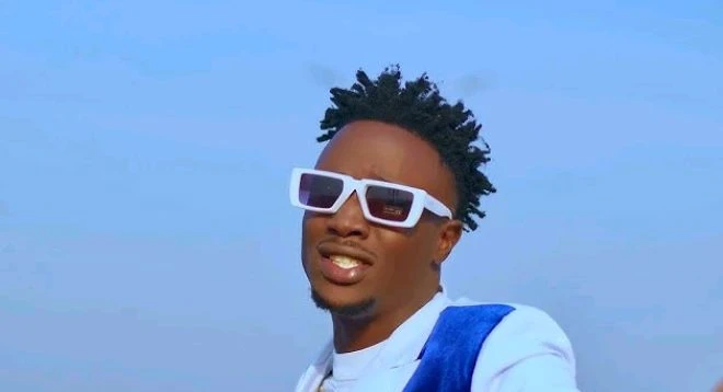 Makungula by Rony Ronio